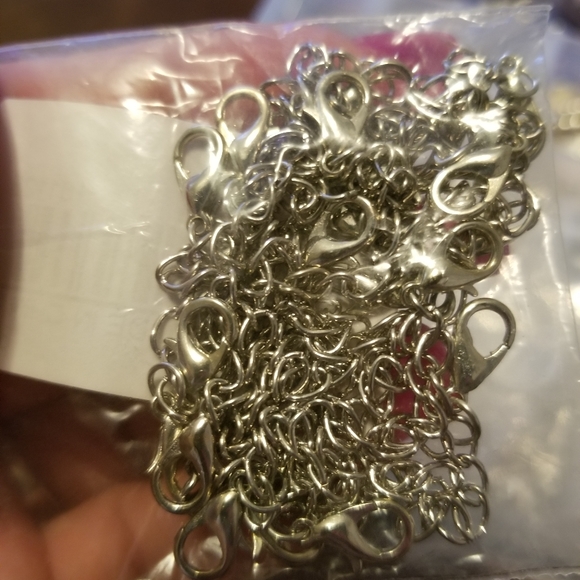 DIY Jewelry/Keychain Kit - Picture 9 of 16